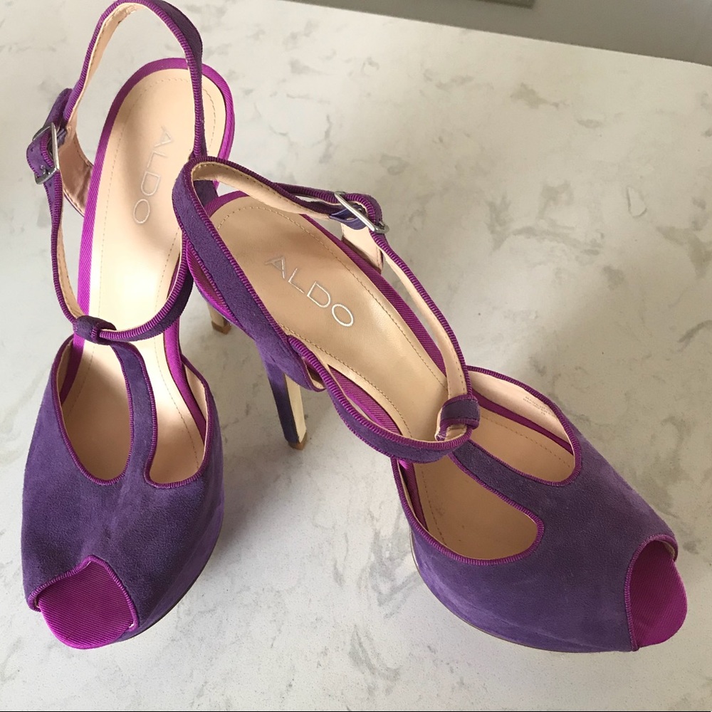 NWOT 👠 ALDO PURPLE SUEDE OPEN TOE PLATFORM HEELS